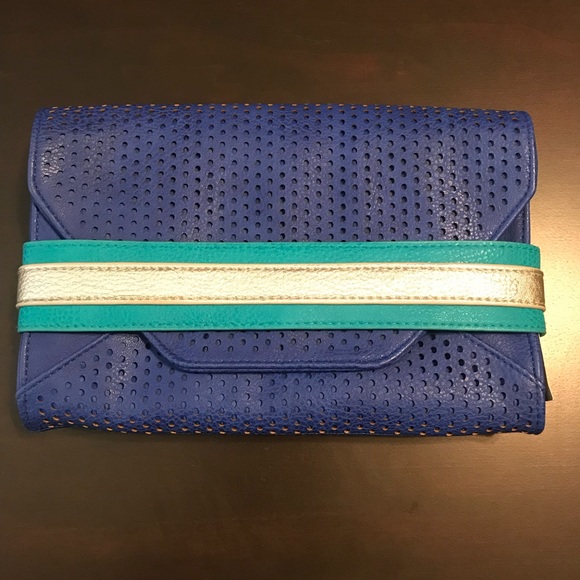 NWT Blue Clutch Purse with Silver & Turquoise stripe - Picture 2 of 6